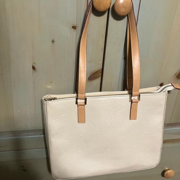 Louis Vuitton  Monogram Vernis Houston Tote Bag M91028 - Picture 2 of 11